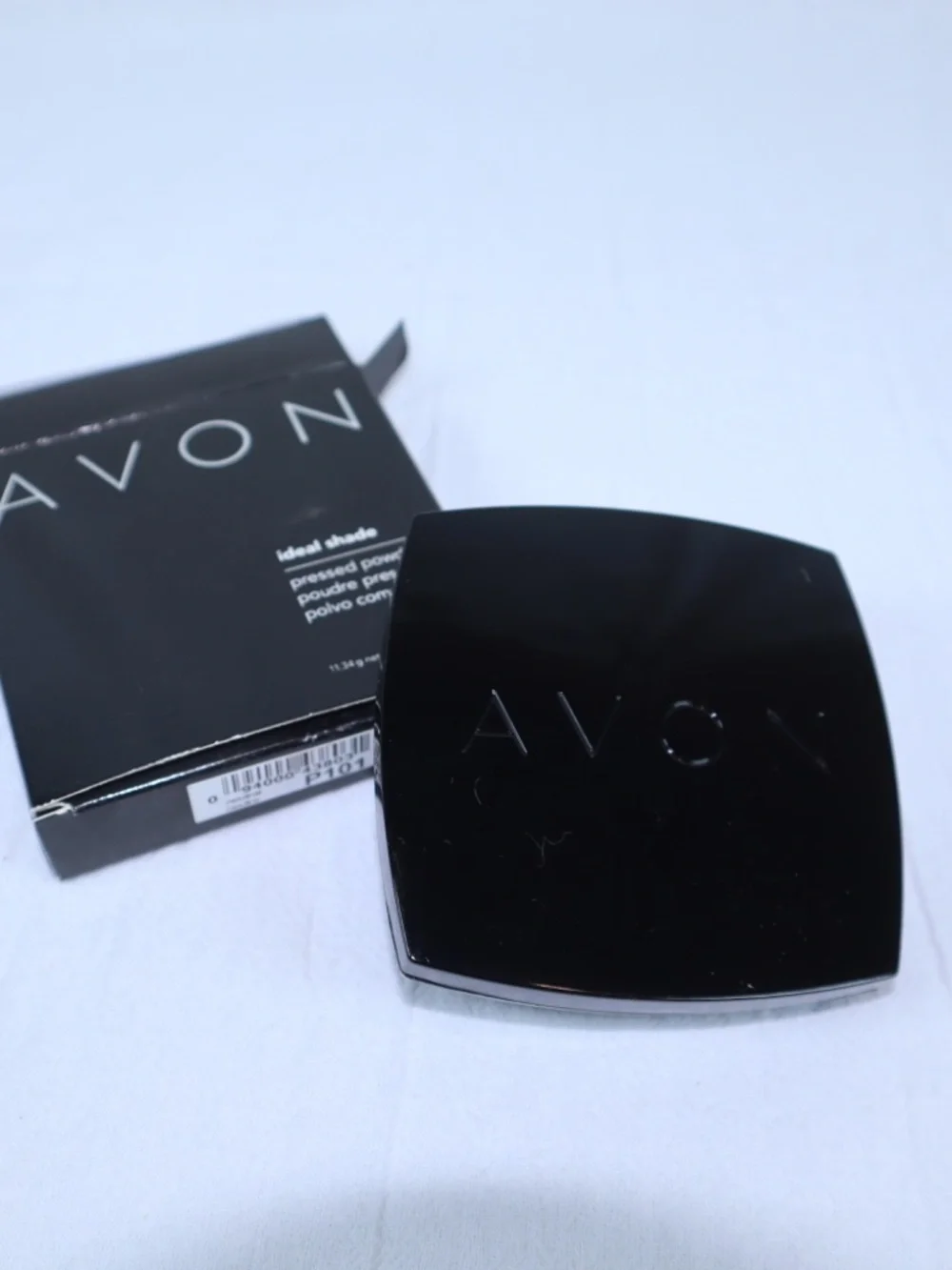 Avon Ideal Shade Pressed Powder Compact P101 Neutral NIB